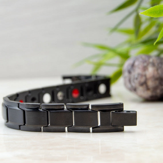 Major stainless store magnetic bracelet