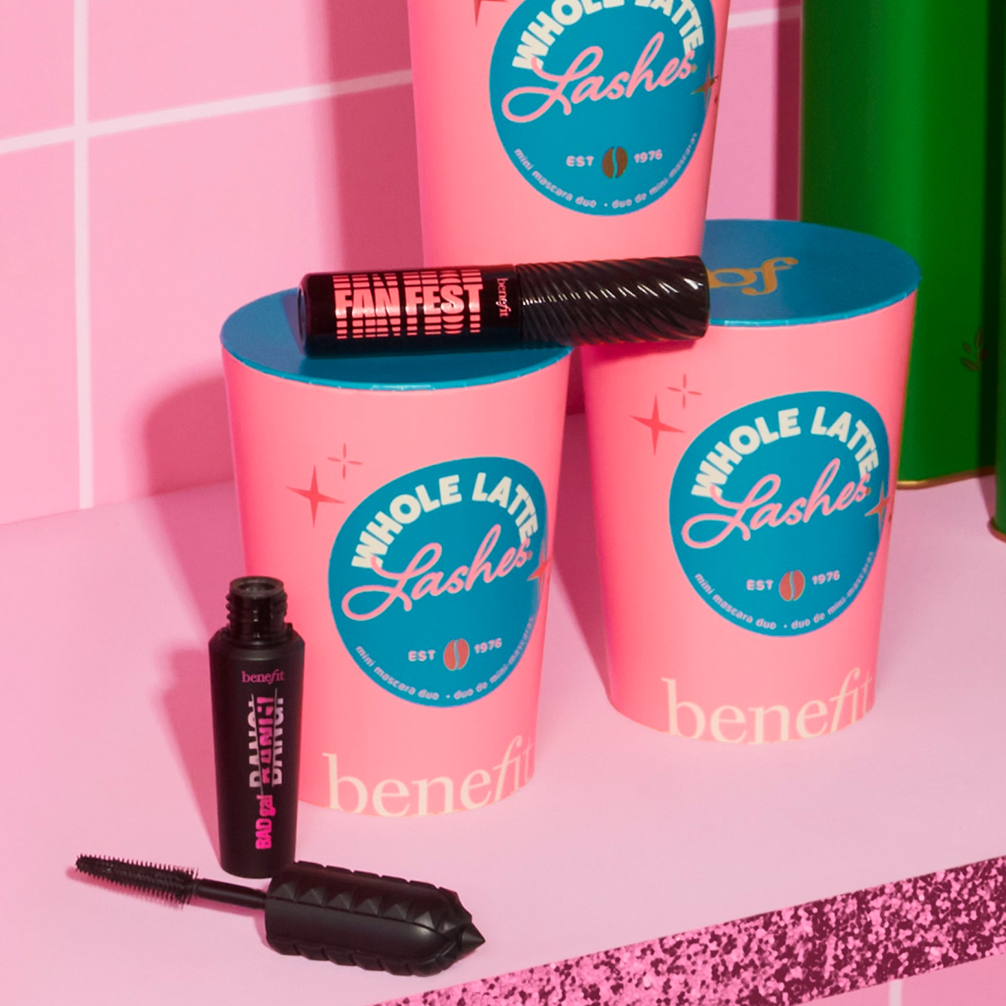 Benefit Whole Latte Lashes Set