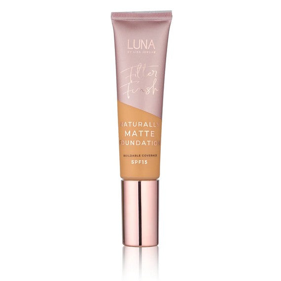 Luna By Lisa Matte Foundation Medium Plus