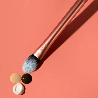 Real Techniques RT 242 Brightening Concealer Makeup Brush